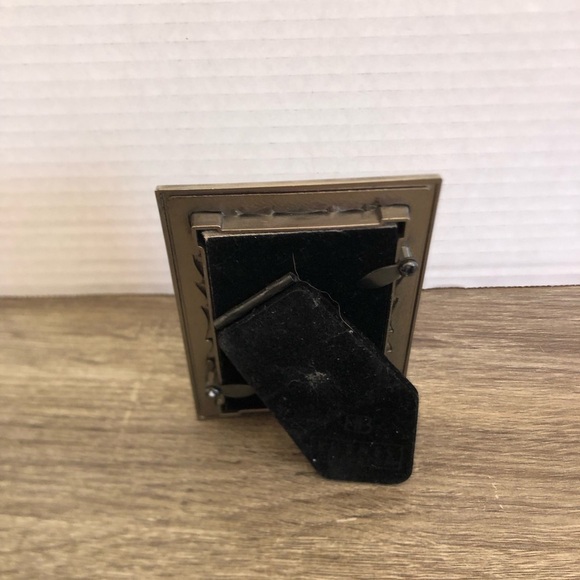 Burnes of Boston Silver Photo Frame 2” x 3” - Picture 6 of 11